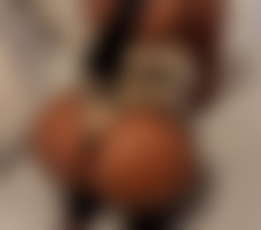 Escorts East London Leyton - East London - Photos for African Carmel, Alevel Curvy Ebony GFE