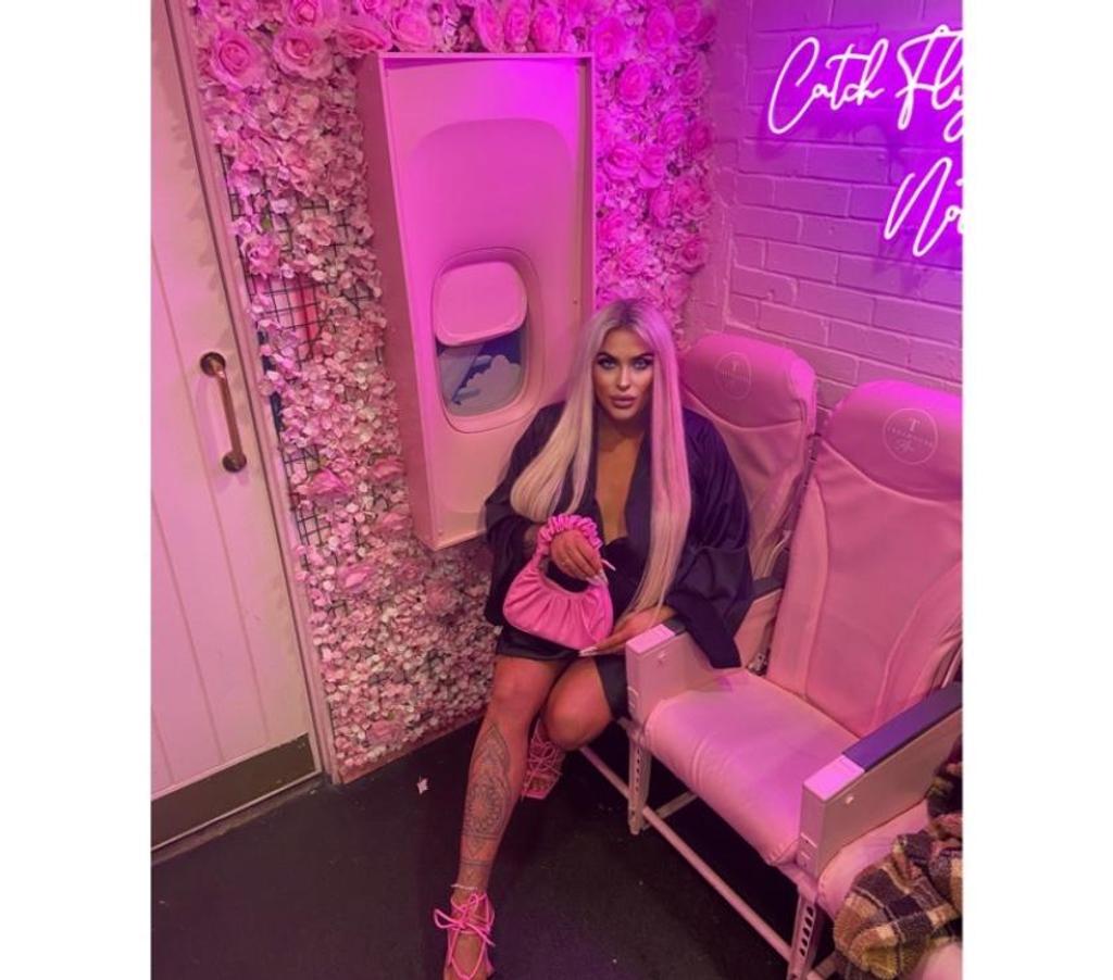 Trans Escorts West Yorkshire Leeds - Photos for Transgende-Lola