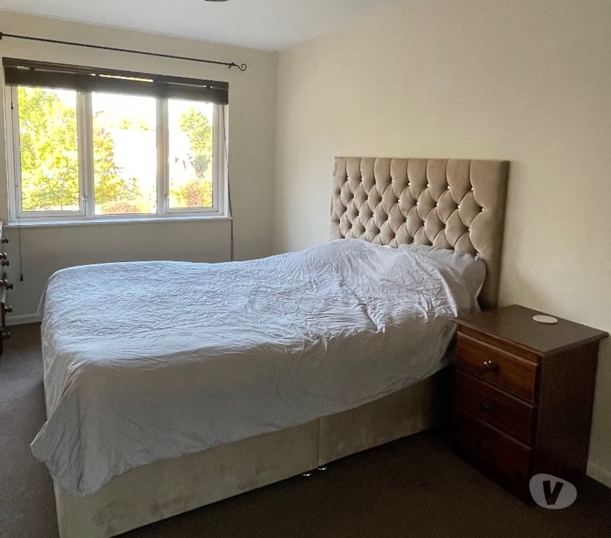 Property to Rent North West London Harrow - Photos for Discrete and Modern Apartment