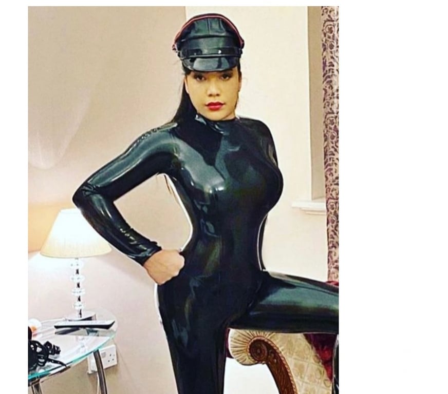 Escorts York York City Centre - York - Photos for Mistress Meduza 4 Day here BDSM WS Latex PVC