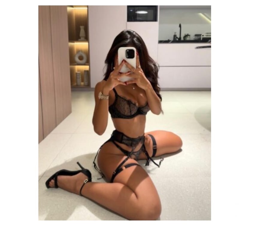 Escorts Essex Brentwood - Photos for Ready for Party 🔥 Outcall Only