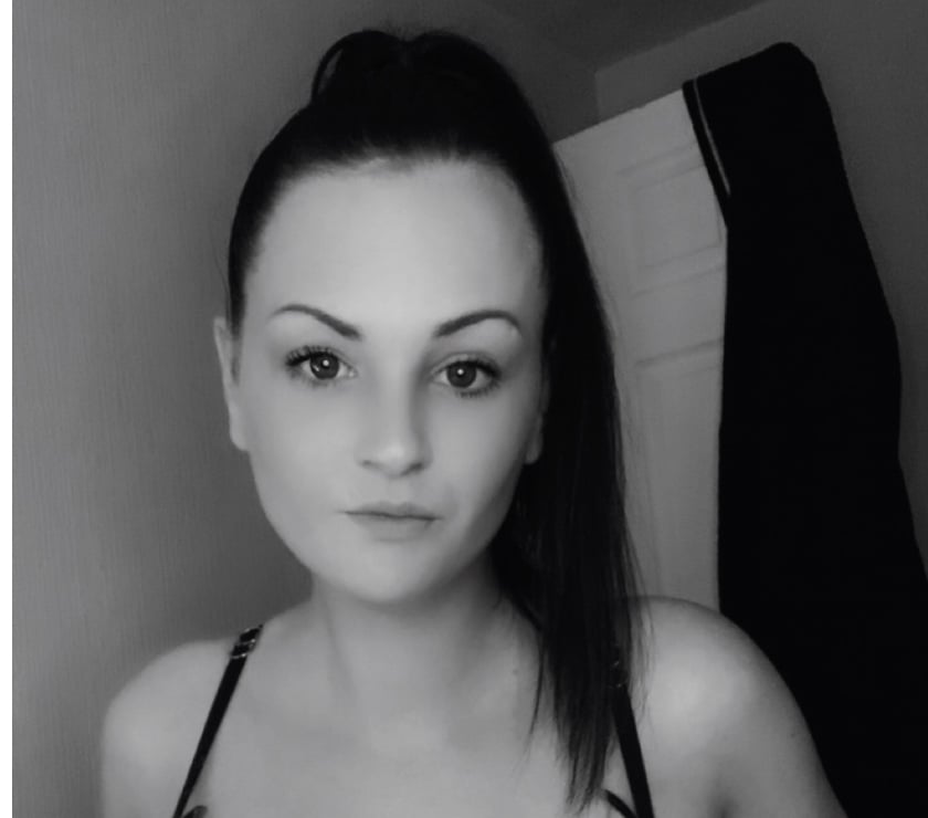 Escorts and Massages Beeston Leeds - Photos for British Charlie Louise xx