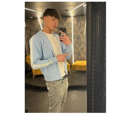 Gay escorts Tonbridge Tonbridge and Malling - Photos for Cute lad next door