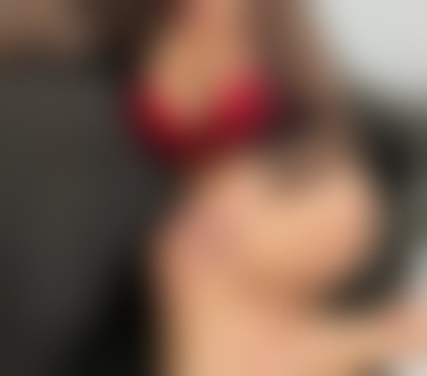  Escorts Clapham Junction South West London - Photos for HOT MATURE NEW IN THE AREA!