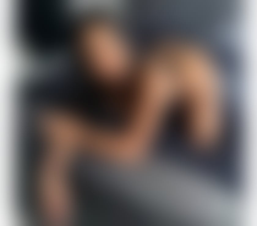 Escorts West Yorkshire Leeds - Photos for Deria! Sexy new girl ! OwO!!