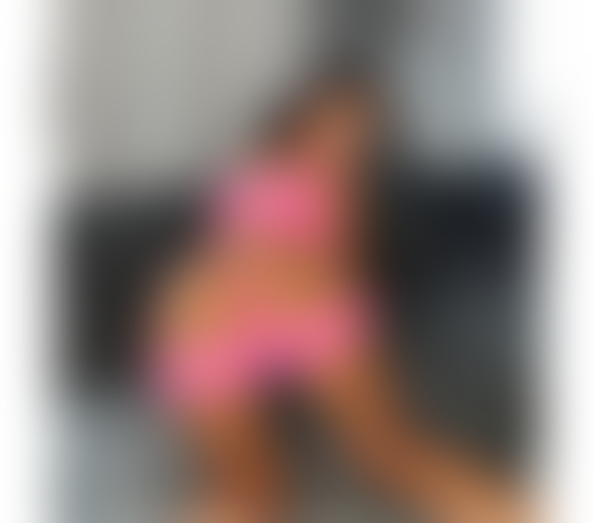 Escorts Hertfordshire Three Rivers - Photos for 🥂Hello i m here for party tonight 🎊outcall only❤️