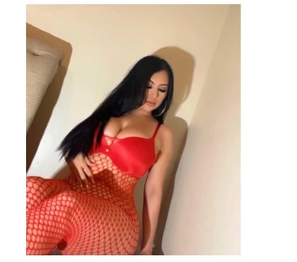 Escort Kew Richmond upon Thames - Photos for 🥂Hello i m here for party tonight 🎊outcall only❤️