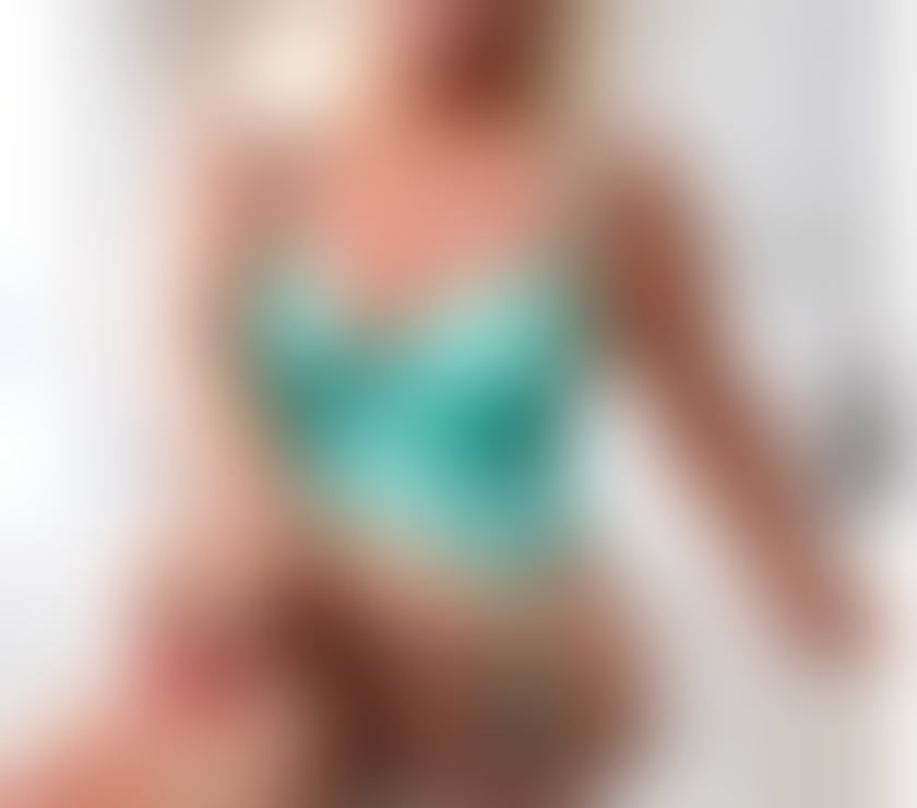 Escorts Slough Colnbrook - Sutton - Photos for High Class - Perfect Mature Milf