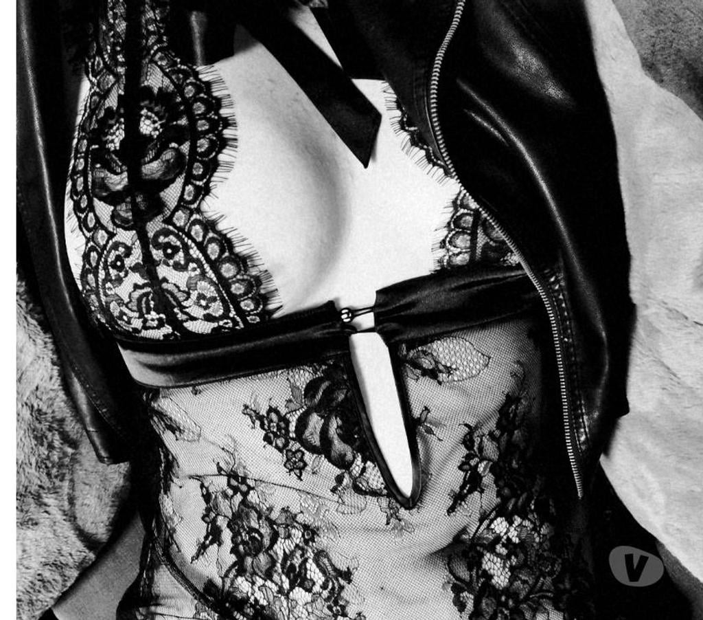 Escorts West London Shepherd`s Bush - West London - Photos for Sensual dominatrix and Tantra specialist