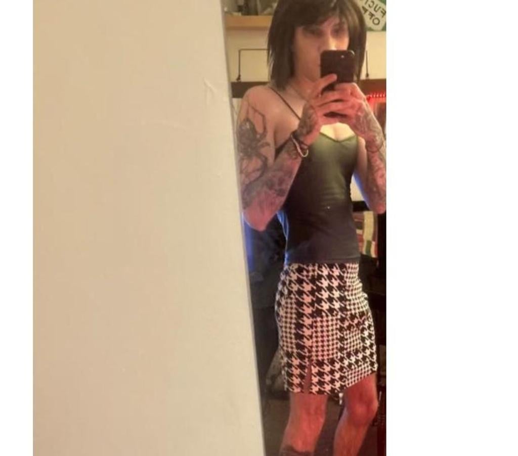  Gay massage East London All Saints - DLR Station - East London - Photos for Young cross dresser ready to give you a great service