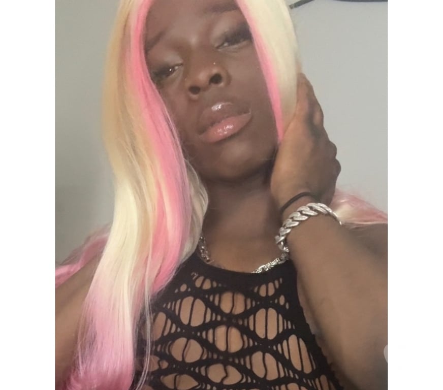 Gay massage North London Islington - North London - Photos for Petite discreet FemBoy. AVAILABLE NOW!!