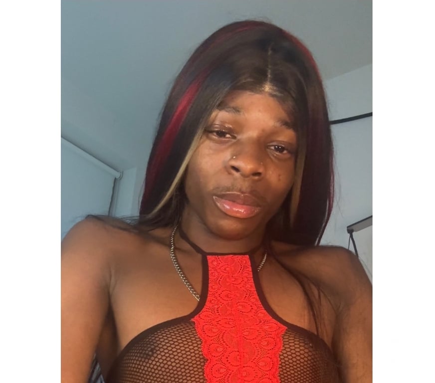  Gay massage North London Edmondton Green Station - North London - Photos for Petite discreet FemBoy. AVAILABLE NOW!!