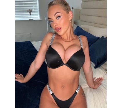  Escorts & Erotic Massage Watford Town Centre Watford - Photos for 🥳Real PARTY GIRL Outcall only 😍verify videocall