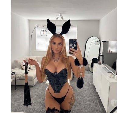 Photos for PARTY GIRL🍾🥂NEW GIRL IN TOWN🎉verify by videocall