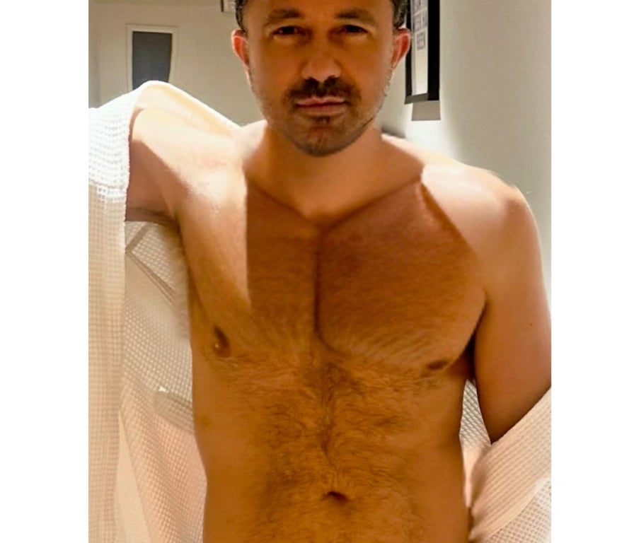  Gay massage West London Paddington - West London - Photos for Masculine and hairy guy