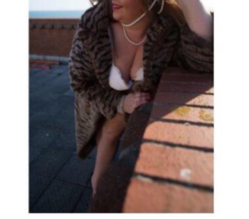 Escorts Merseyside Wirral - Photos for English BBW! Short notice