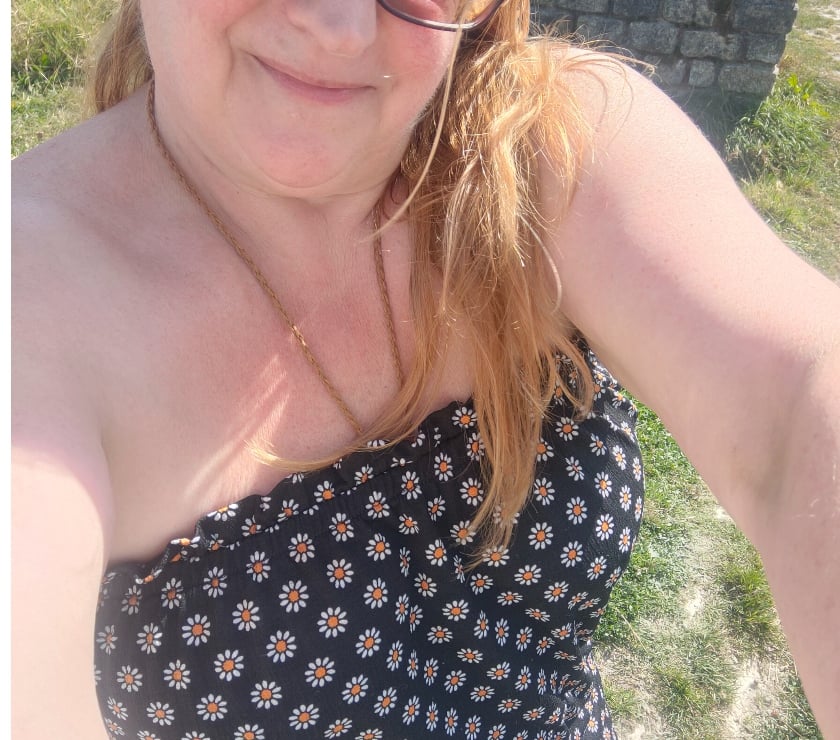 Photos for 🔗Click weblink-Daisy's Deals for Offers🔗