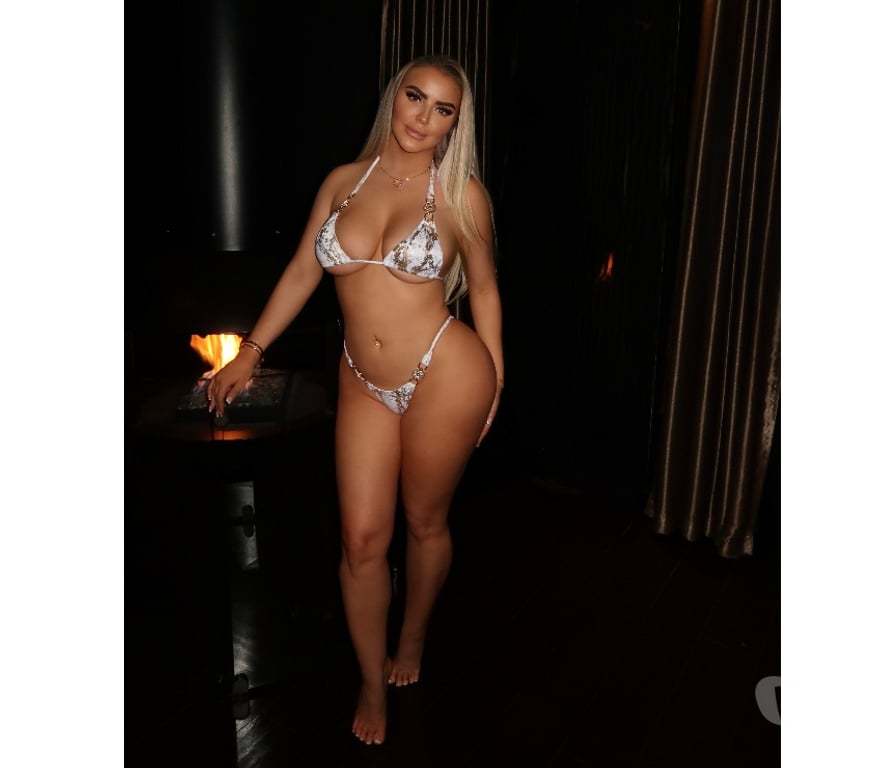 Escorts Barnet Cockfosters - Barnet - Photos for BLONDE, BRITISH, BUSTY, BLUE EYED, BABE!