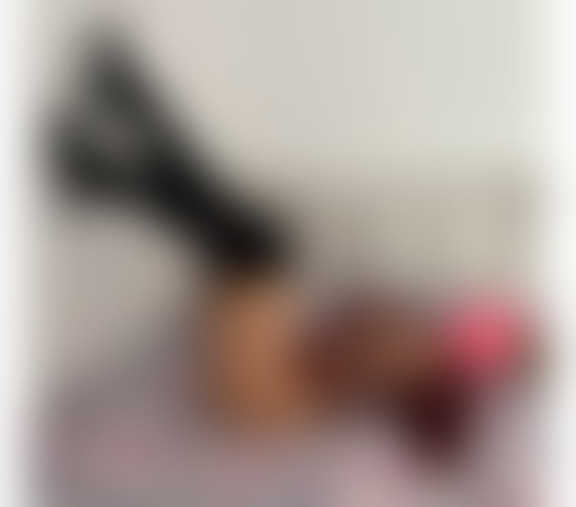 Escorts Hertfordshire Hertsmere - Photos for Stunning Tall Blonde