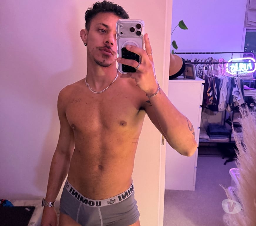  Gay massage East London Poplar - East London - Photos for Brazilian guy 🇧🇷