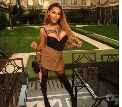 Escorts Wythenshawe Manchester - Photos for Hot young tattooed British Blondie - full body massage