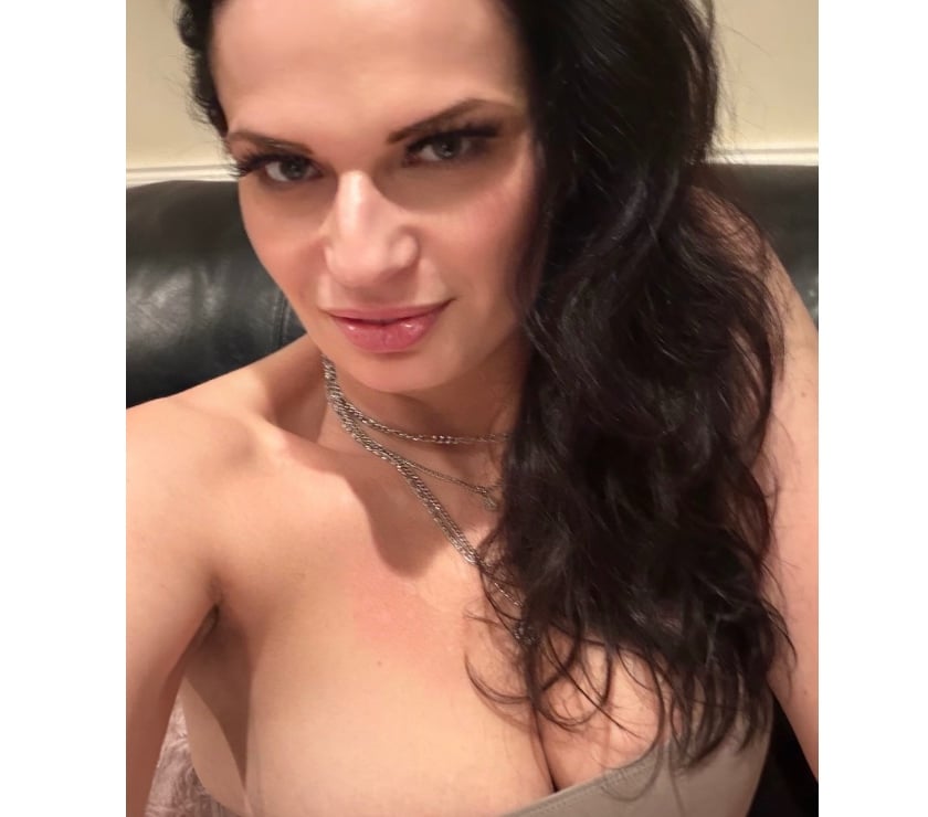 Escorts Canning Town East London - Photos for WOTCHA! Best MILF in London - British English, aged 46