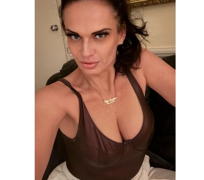 Escorts Canning Town East London - Photos for WOTCHA! Best MILF in London - British English, aged 45