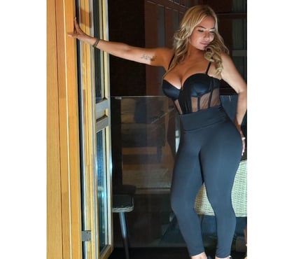  Escorts Leeds City Centre Leeds - Photos for Vivian Naughty Spanish Mature M I L F HIGH CLASS
