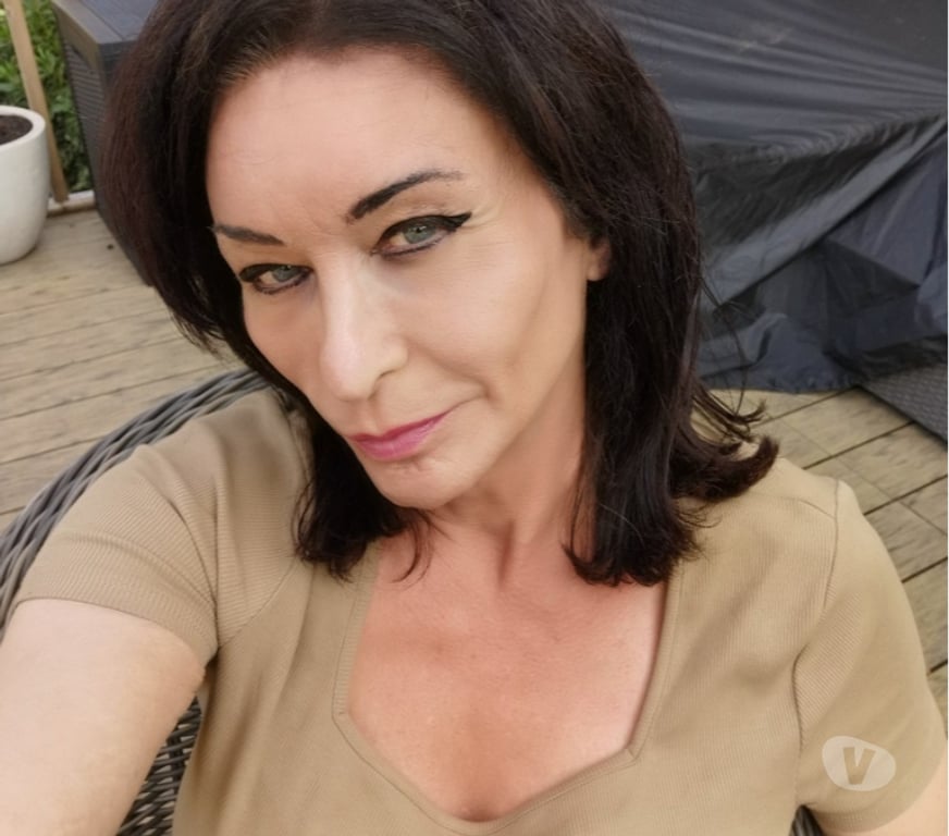 Trans Escorts West Yorkshire Leeds - Photos for 53 year old English MatureTSceline