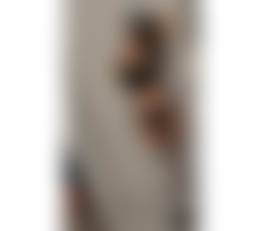 Escorts Buckinghamshire Milton Keynes - Photos for Adorable tiny Chinese girl who will make your heart melt