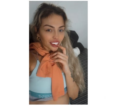 Escort Huddersfield Kirklees - Photos for Blonde babe can verify