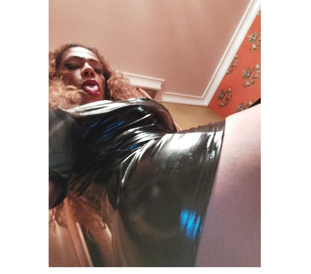 Trans Escorts Windsor and Maidenhead Maidenhead - Windsor and Maidenhead - Photos for Are You Looking To Experience A Out Of Body Experience ?