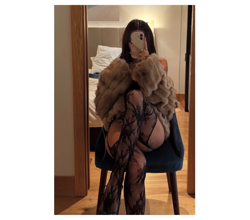  Escorts Kingston Upon Thames Town Centre Kingston upon Thames - Photos for Annelise top and sexy👑