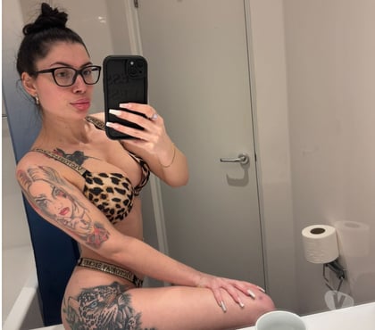 Photos for Real pics 🩷FULL SERVICE😍party girl🩷Ip2 Ip4 Ip10