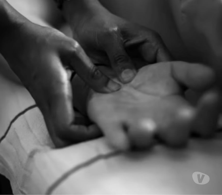 Full body massage North London North Finchley - North London - Photos for 🪬🧿 FULL BODY RELAXING MASSAGE 🪬