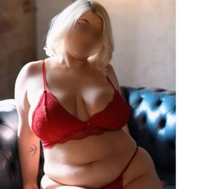  Escorts Belfast City Centre (South) Belfast - Photos for Curvy mistress gorgeous