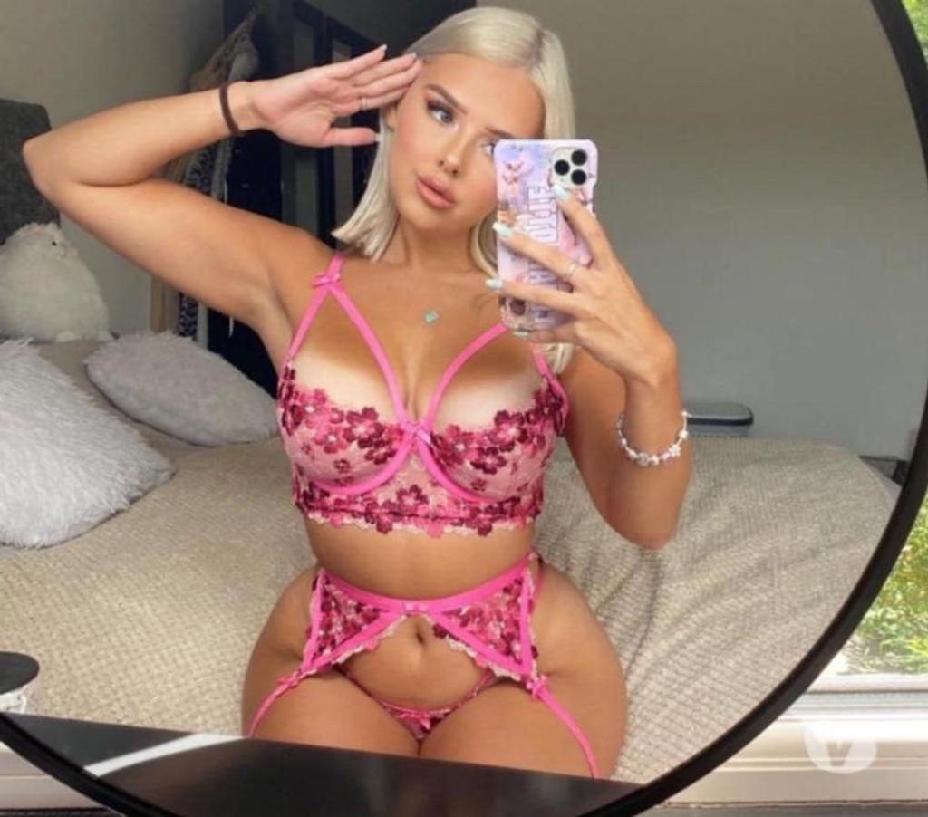 Escorts Edinburgh Edinburgh Old Town - Edinburgh - Photos for HOT 21 Year Old❤️🥰Horny And Love ❤️ PARTY