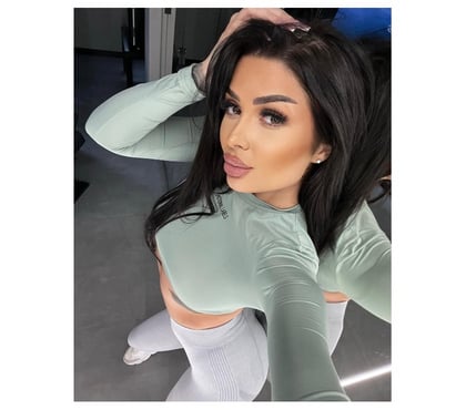 Photos for New in town!🥰Party girl!🔝🎉