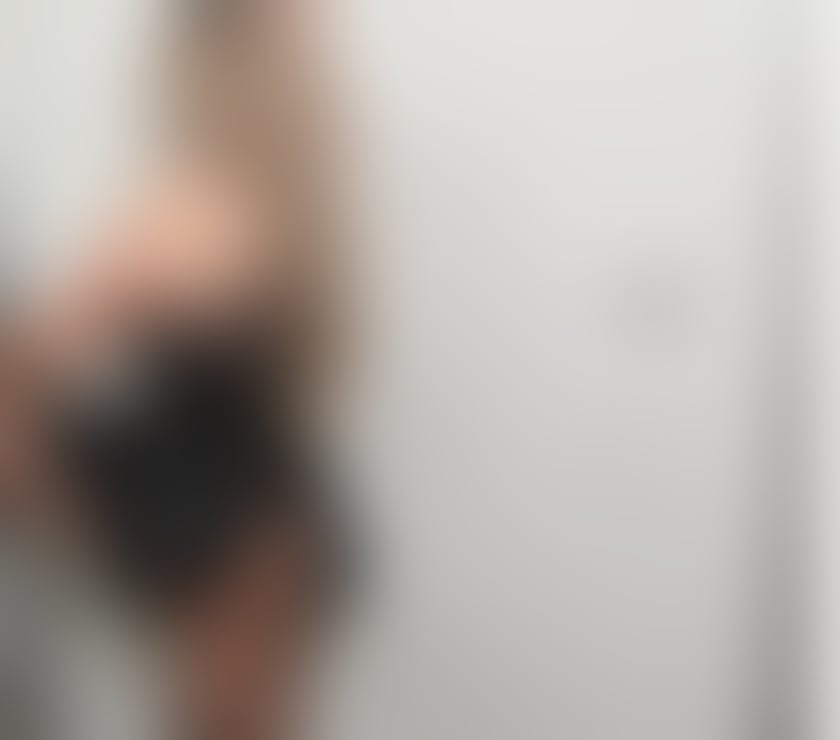 Escorts Medway City Estate Medway - Kent - Photos for Sensual body Brazilian girls 👅 party 🥳🎉 no rush