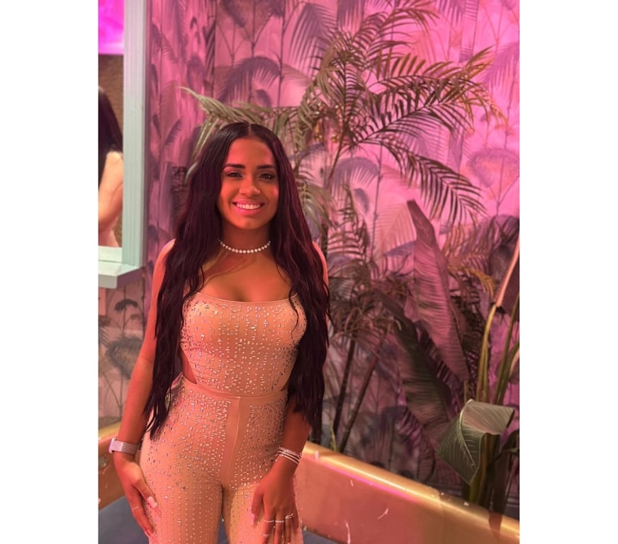 Escorts North London Wood Green Station - North London - Photos for ANNA SEXY AND HOT LATIN IN📍N22 ☎️ 07895875212