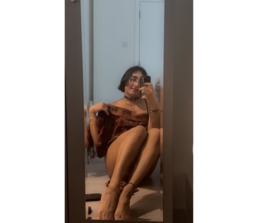 Transsexual Canning Town Station East London - Photos for 💕Sunday Monday 💕Sexy Trans Girl 💕