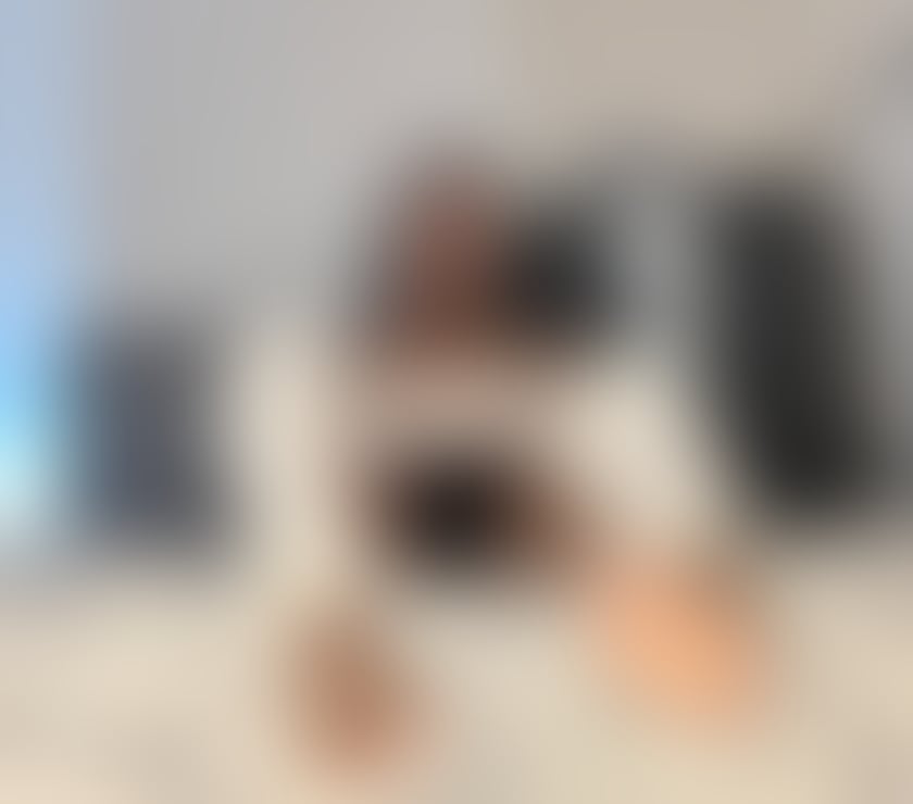 Transsexual Canning Town Station East London - Photos for Exclusive Ayesha Saturday 5th Only 🤍