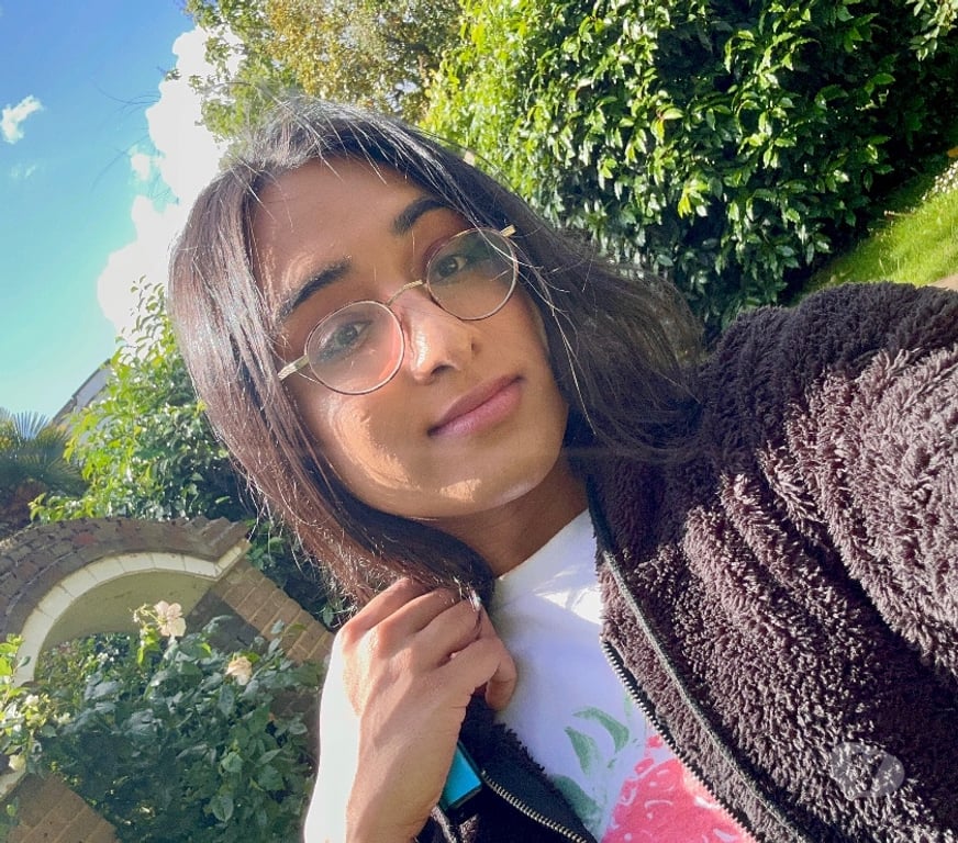 Trans Escorts East London Canning Town Station - East London - Photos for Friendly Sexy Feminine TS Ayesha