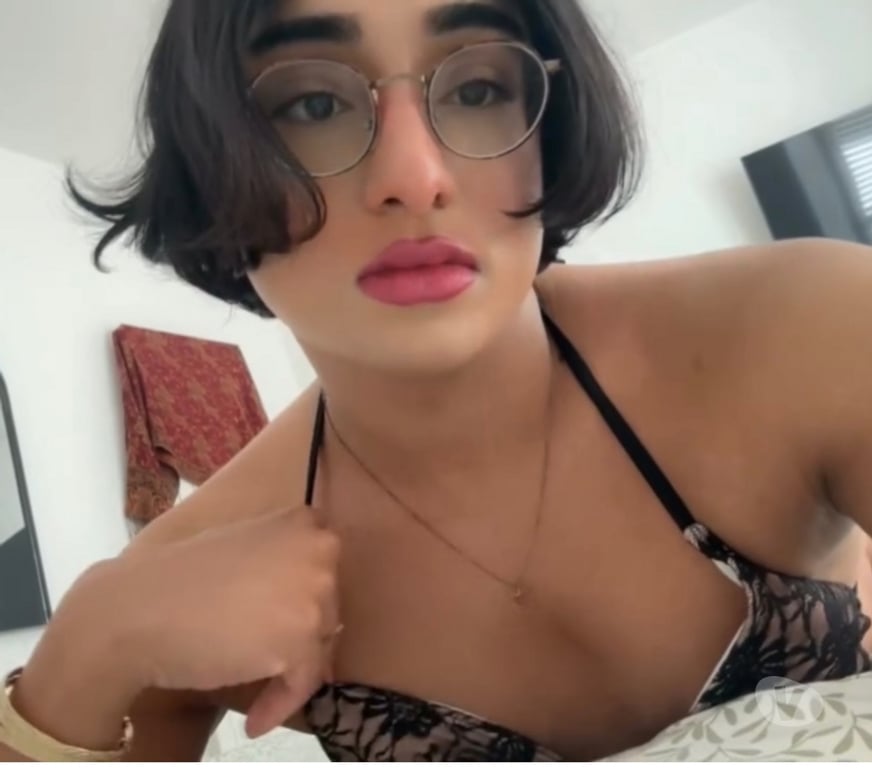 Trans Escorts East London Canning Town Station - East London - Photos for ☺️Sexy Passionate Trans Girl ❤️🤍