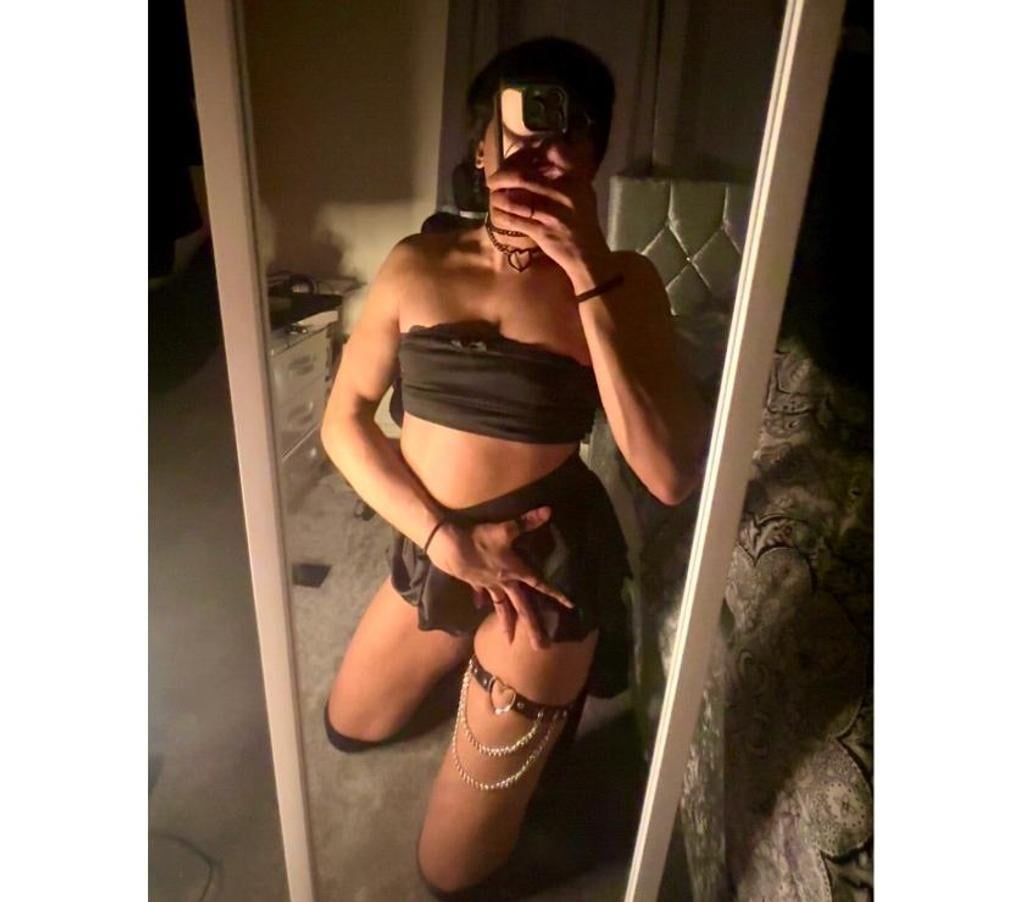 Trans Escorts East London Canning Town Station - East London - Photos for 💕Sunday & Monday 💕Sexy Trans Girl ❤️