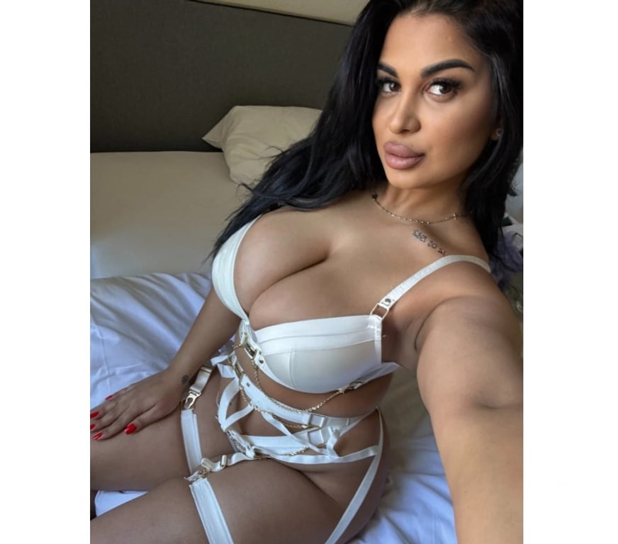 Escorts North West London Colindale - North West London - Photos for Hi my name is luna 😘😘