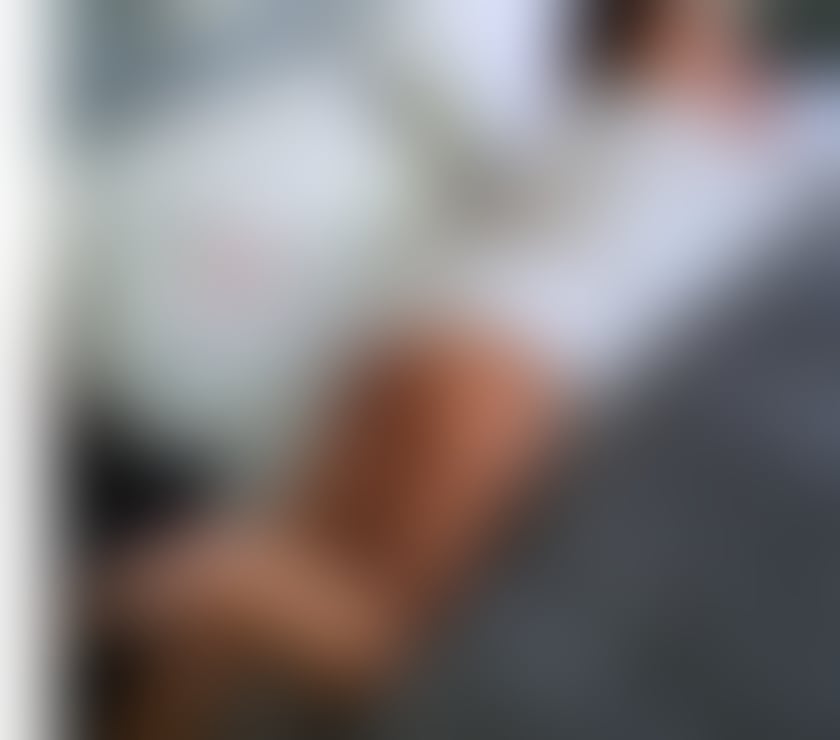 Escorts West Midlands Dudley - Photos for British busty blonde milf Guaranteed satisfaction 100%