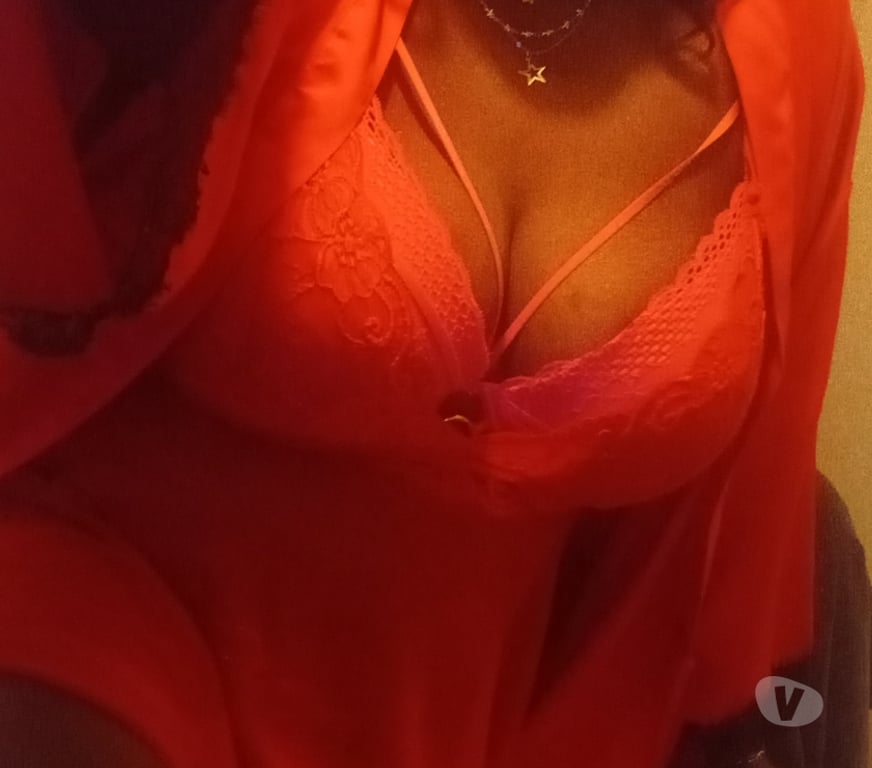 Escorts Glasgow Maryhill - Glasgow - Photos for Naughty Curvy Busty Black Incalls Available In Glasgow