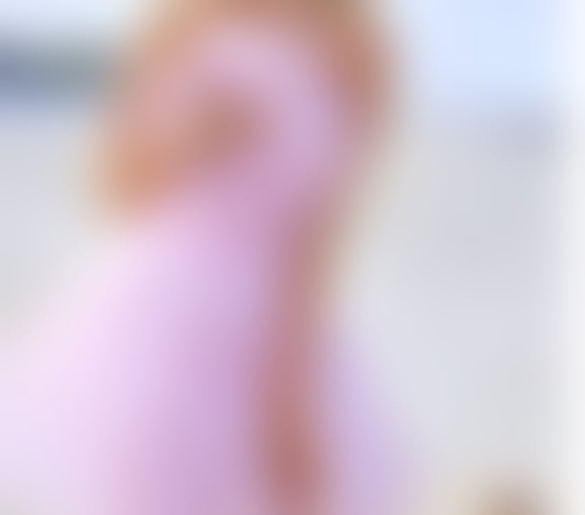 Escorts Central London Kensington and Chelsea - Photos for Incalloutcall with a tall blond model in Central London