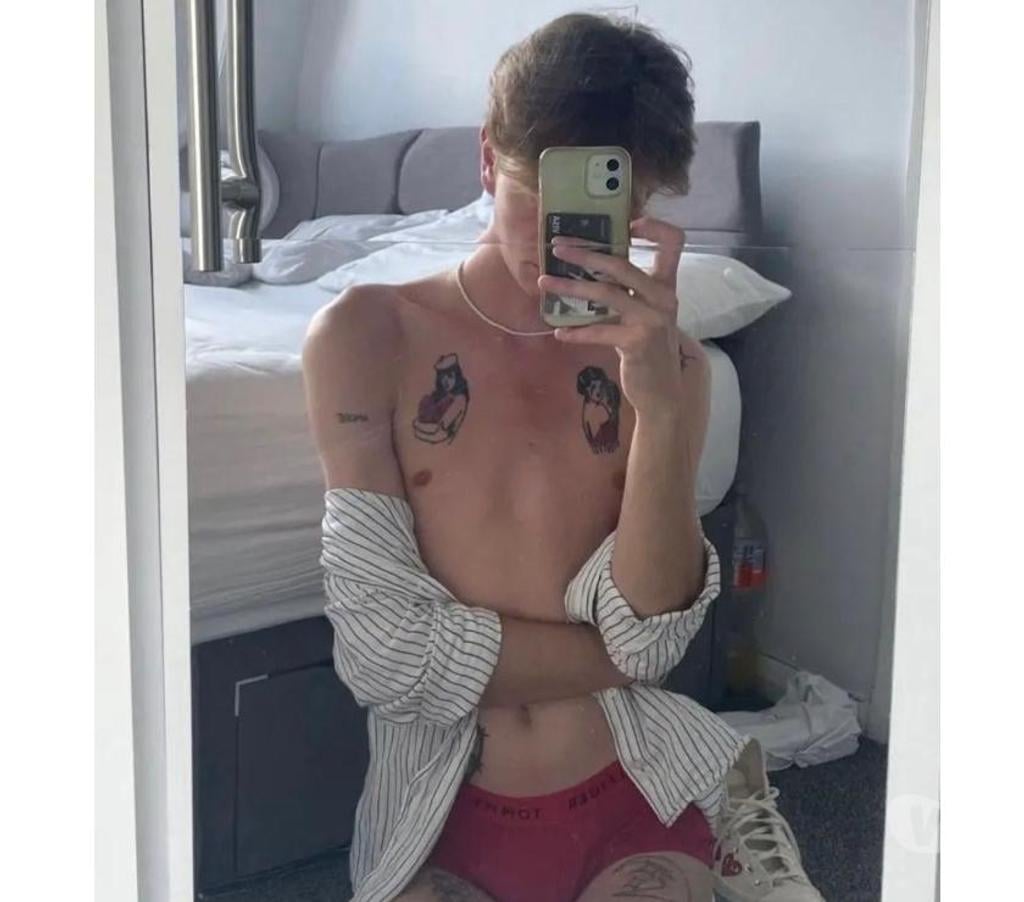  Gay massage Kent Dartford - Photos for Dartford - Twink Bottom - £140